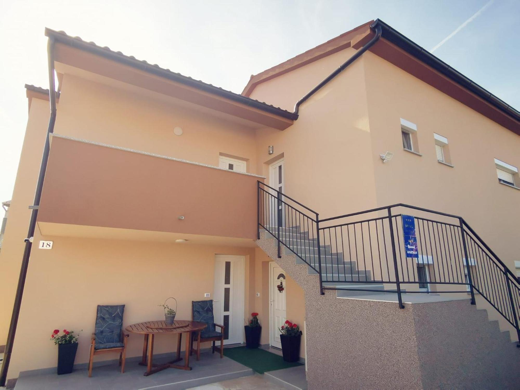 Apartmani Marco,Lukas,Patrick,David,Blizu Centra I Mora Sa Free Privatnim Parkingom Пула Экстерьер фото