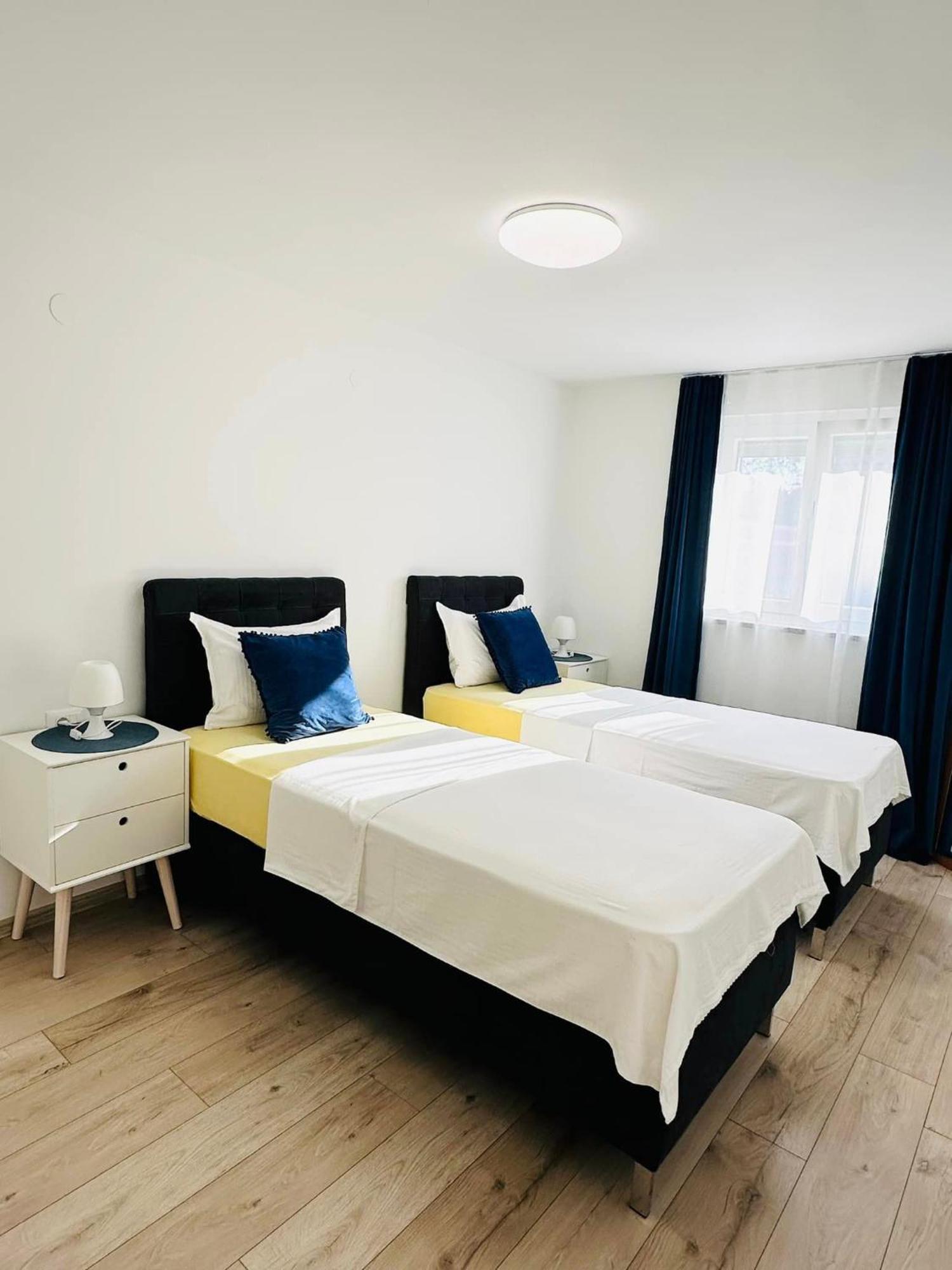 Apartmani Marco,Lukas,Patrick,David,Blizu Centra I Mora Sa Free Privatnim Parkingom Пула Экстерьер фото