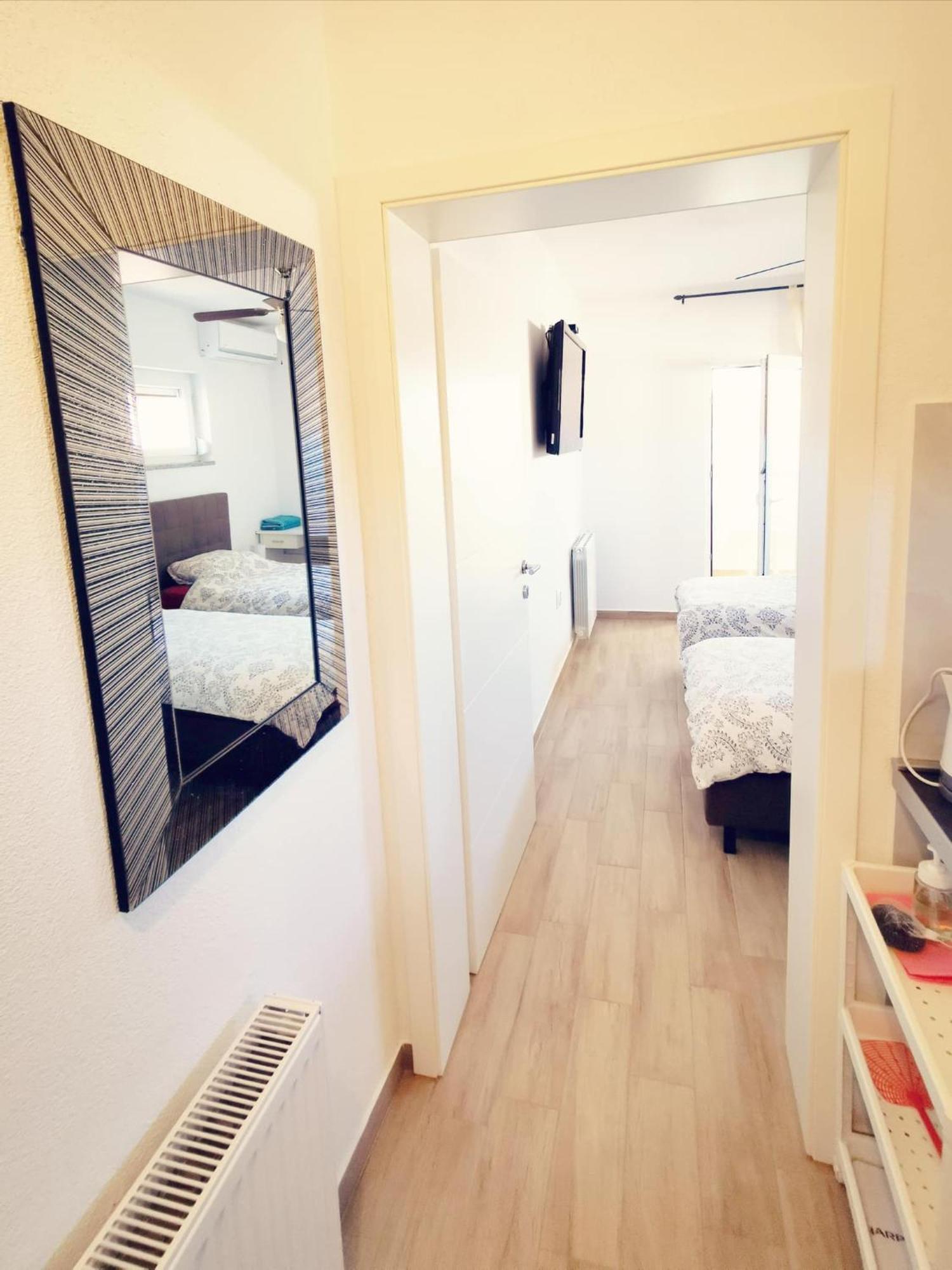 Apartmani Marco,Lukas,Patrick,David,Blizu Centra I Mora Sa Free Privatnim Parkingom Пула Экстерьер фото