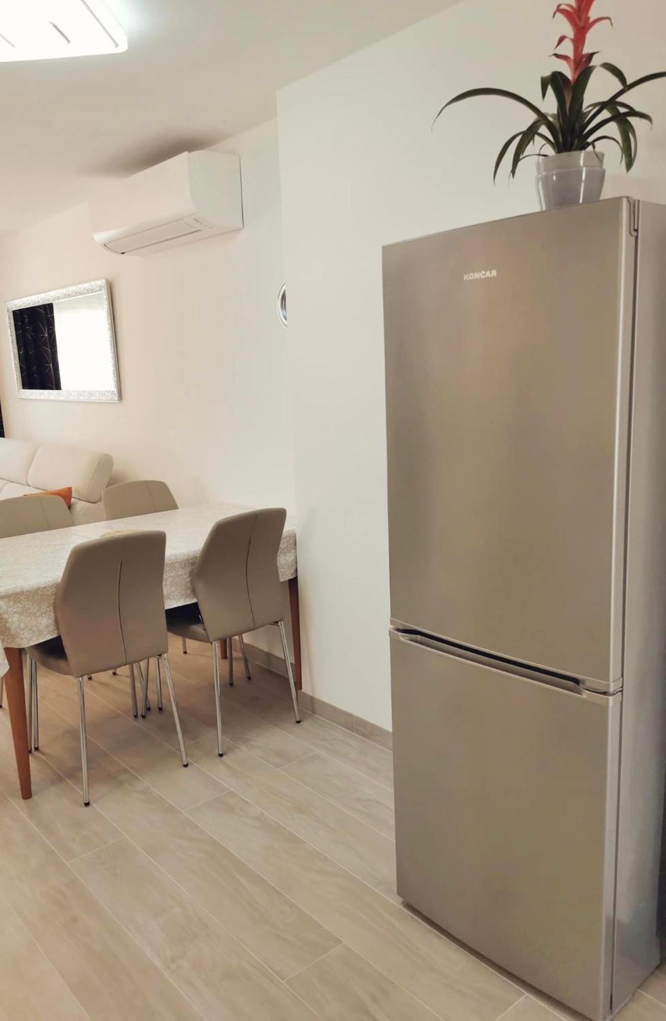 Apartmani Marco,Lukas,Patrick,David,Blizu Centra I Mora Sa Free Privatnim Parkingom Пула Экстерьер фото